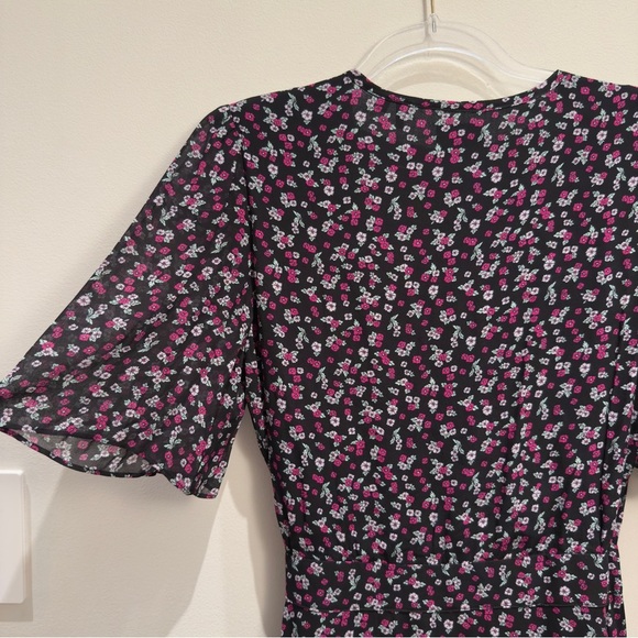 The Kooples Wrap Dress Floral Pink and White Small Flowers Size 1 Womens - Picture 8 of 15